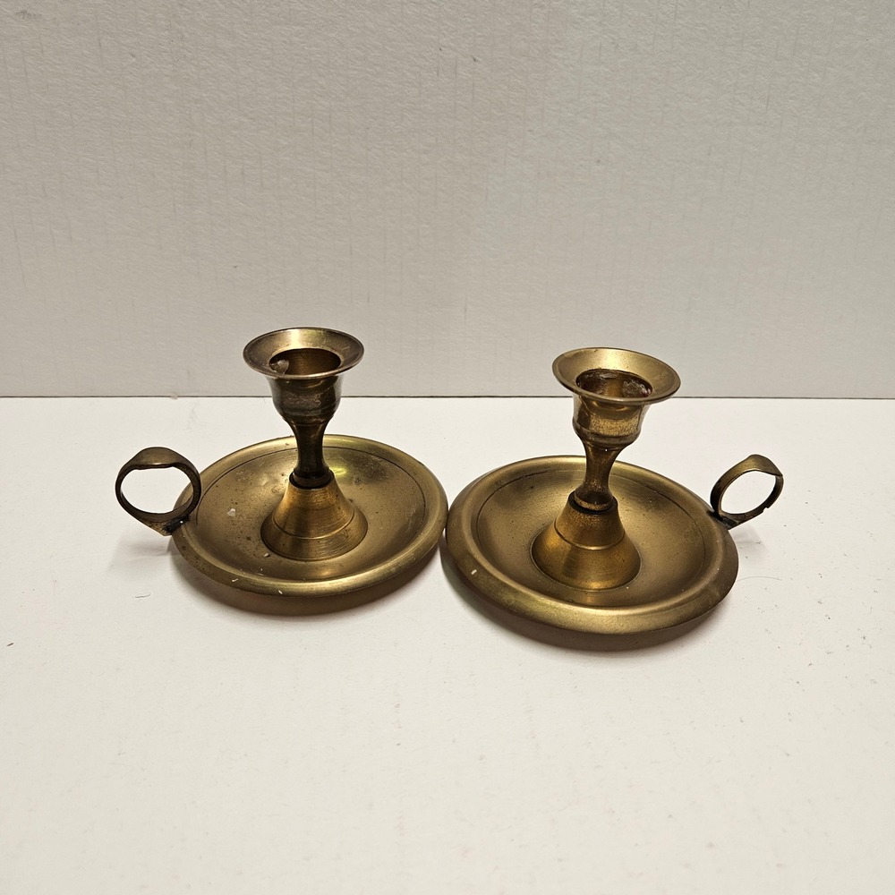 Vintage Brass Chamberstick Candle Holders Pair Finger Loop Saucer Base Taper